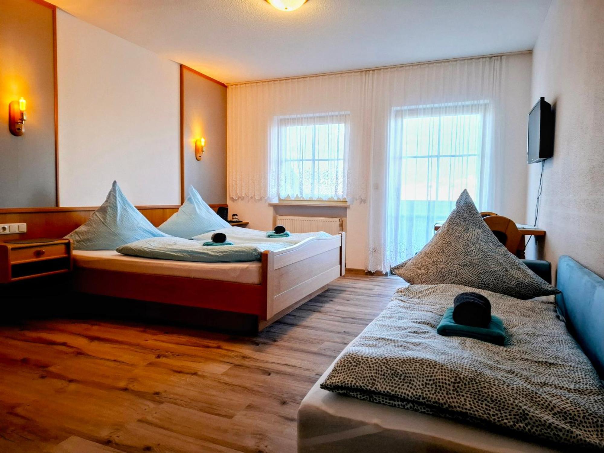 Fruehstuecks-Pension Lichtenauer Hof Thyrnau Bagian luar foto